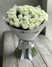 Букет 35 Белых роз в Новотроицке