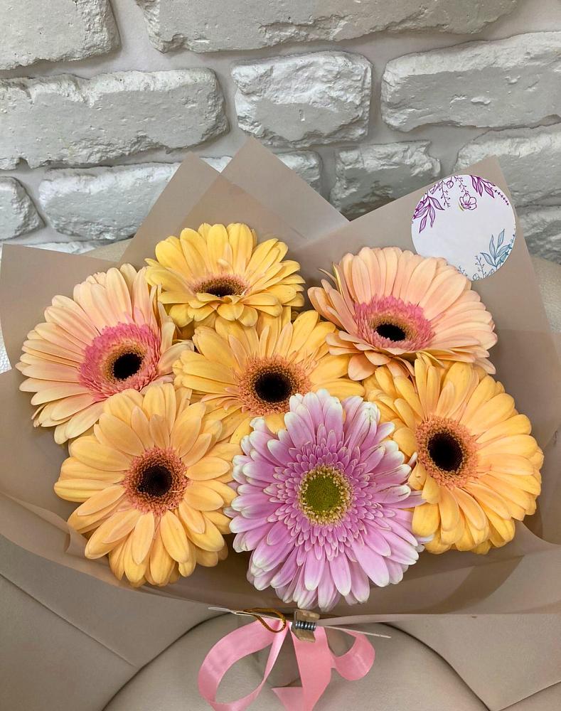 Букет цветов из: Герберы в Новотроицке