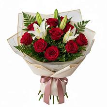 Букет цветов из:  Лилии и Розы в Новотроицке