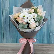 Букет цветов из:  Хризантемы и Розы в Новотроицке
