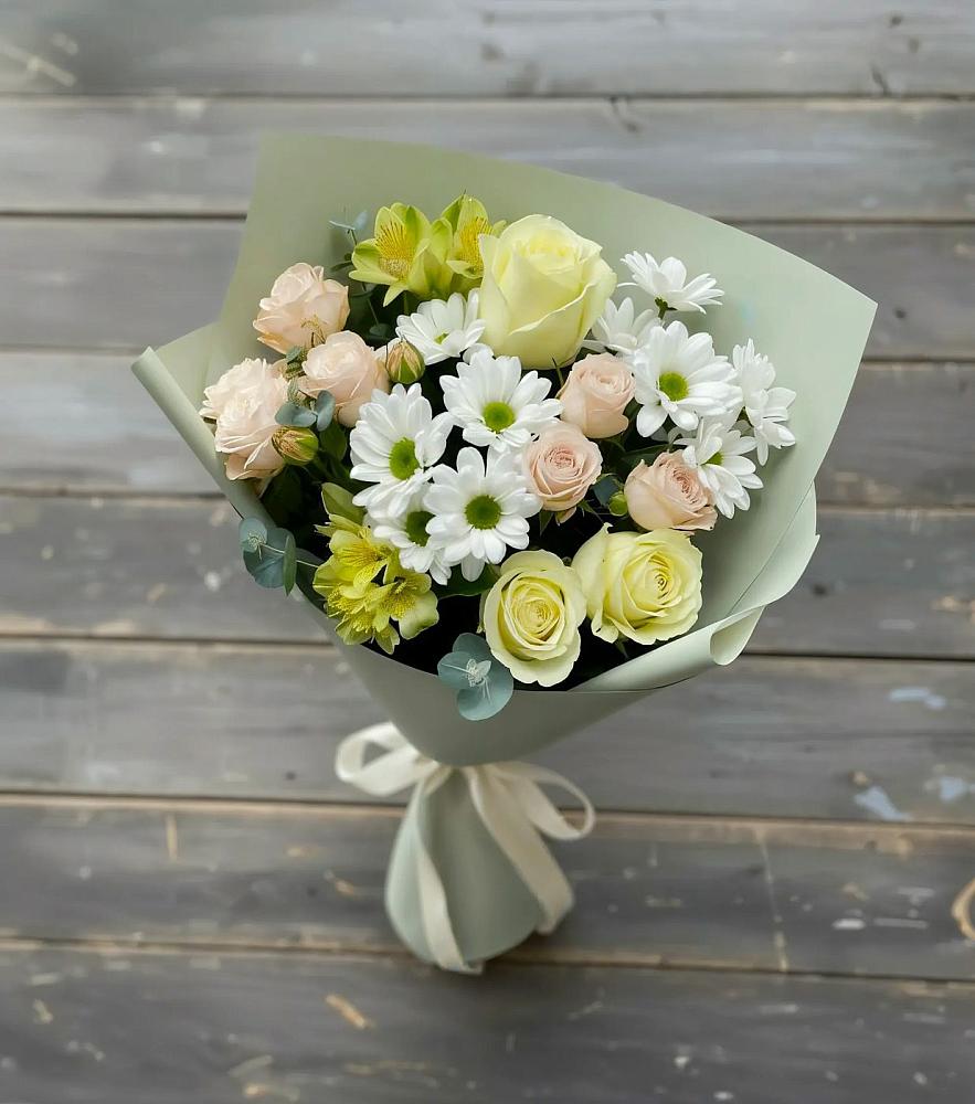 Букет цветов из: Альстромерии, Розы и Хризантемы в Новотроицке