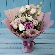 Букет цветов из:  Розы и Лизиантусы в Новотроицке