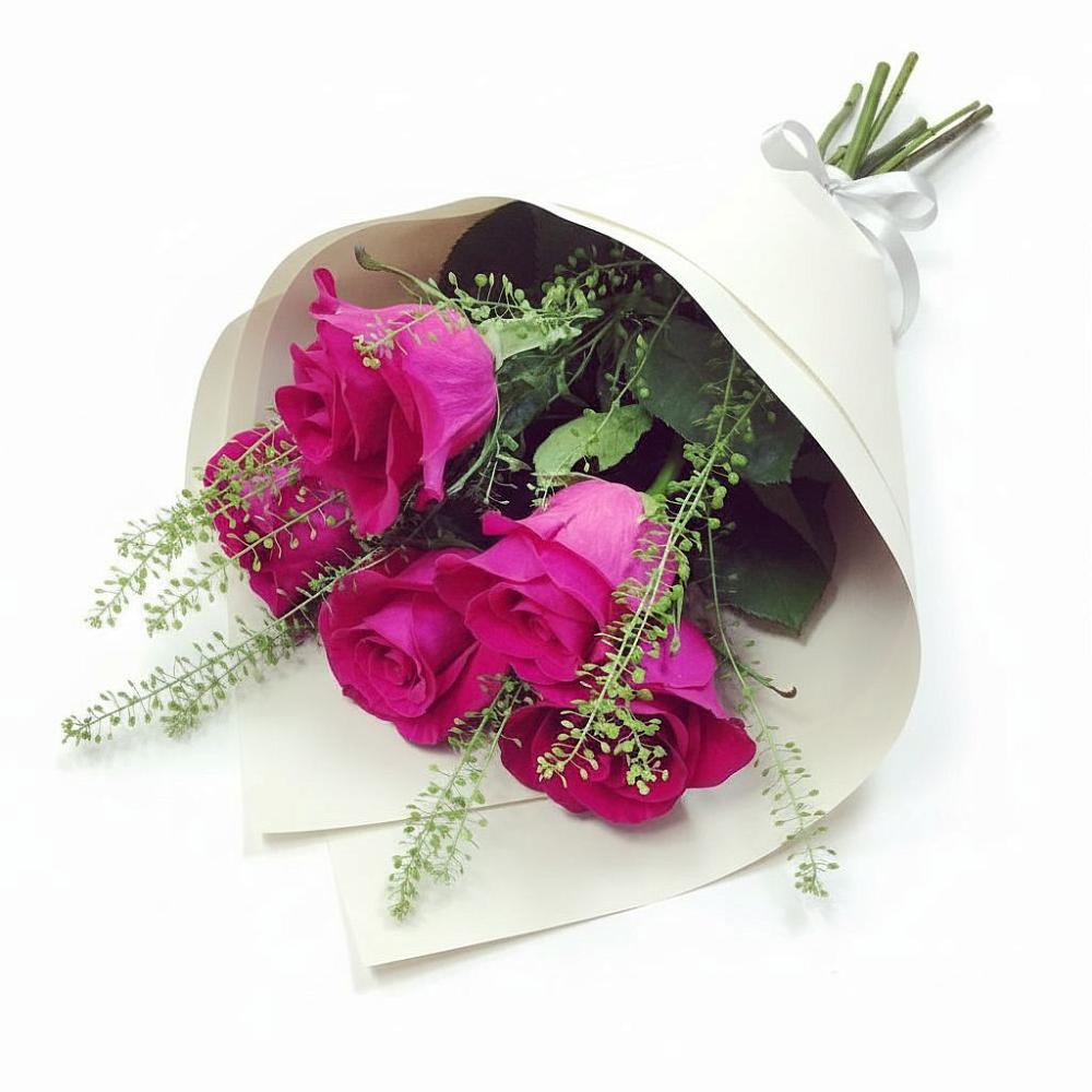 Букет цветов из: Розы в Новотроицке