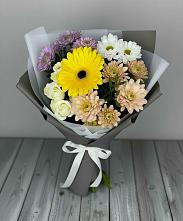 Букет цветов из:  Розы, Герберы и Хризантемы в Новотроицке