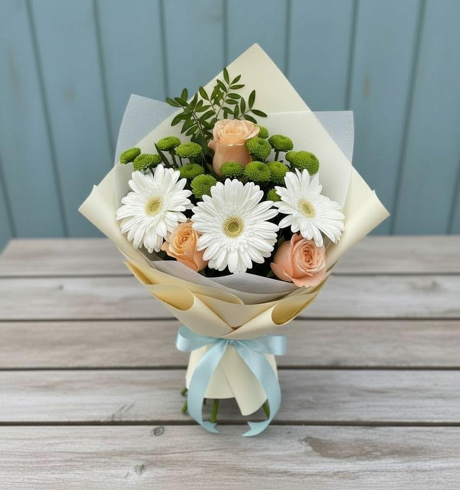 Букет цветов из: Герберы, Розы и Хризантемы в Новотроицке