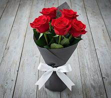 Букет 5 Красных роз Эдлесс Лав #REPLACE_PRED# Новотроицке