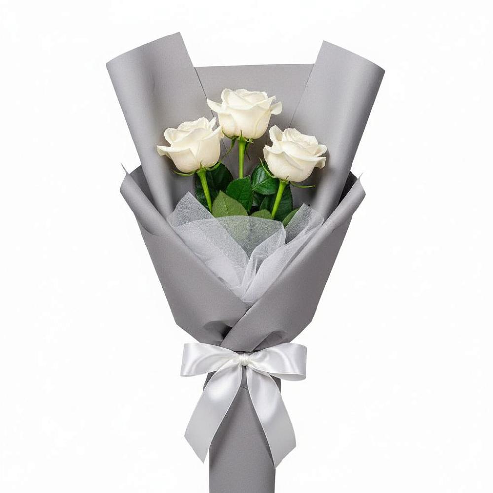 Букет 3 белые розы в Новотроицке