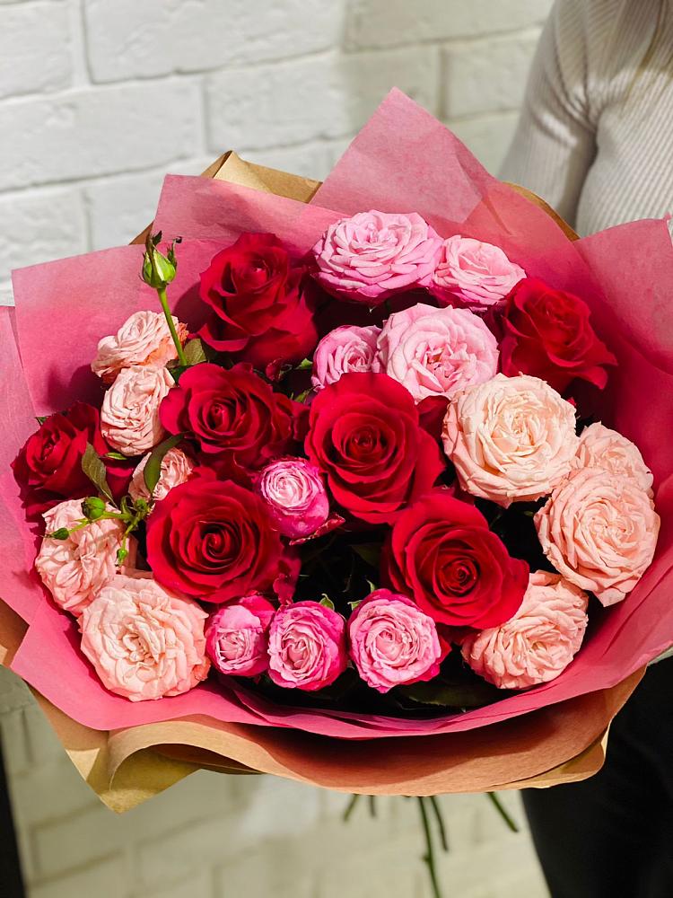 Букет цветов из: Розы в Новотроицке