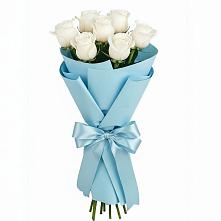 Букет 7 белых роз Проуд в Новотроицке