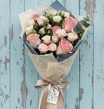 Букет цветов из:  Розы в Новотроицке