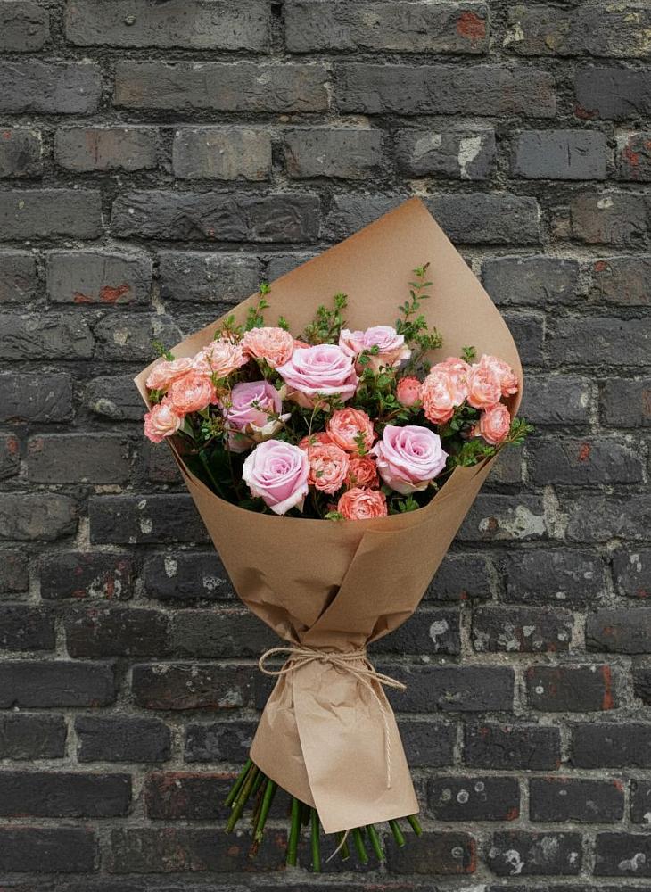 Букет цветов из: Розы в Новотроицке